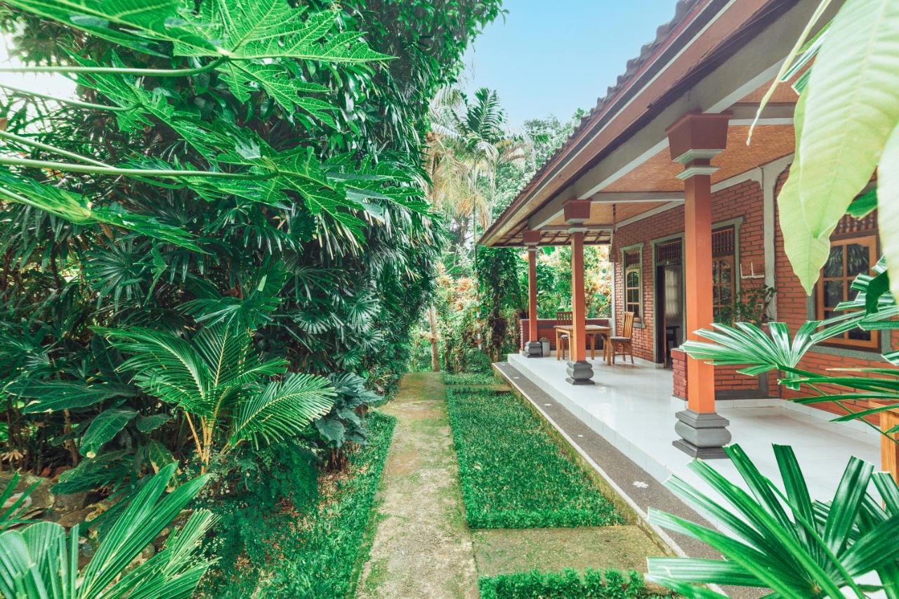 Suastika Lodge Ubud  Exterior photo